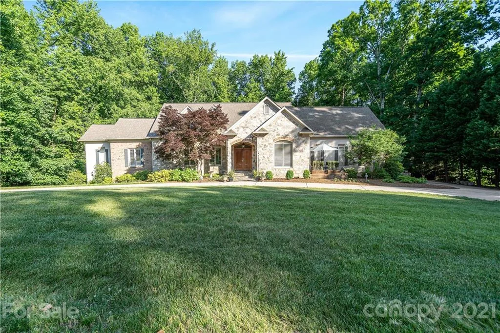 Property exterior — 2327 Rock Creek Dr